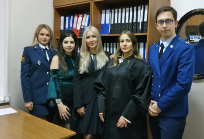 Всем встать! Суд идёт! Студентами юридического факультета был разыгран постановочный судебный процесс по уголовному делу