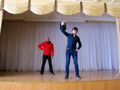 Спортивные мероприятия в личном первенстве студентов по гиревому спорту и отжиманию от пола