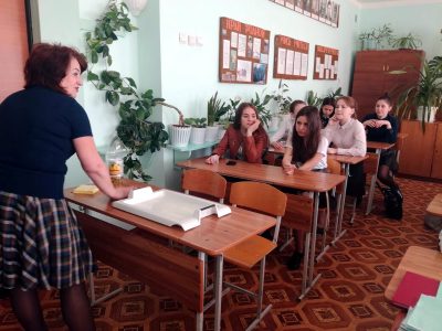 Демонстрация профессионального мастерства в родной школе