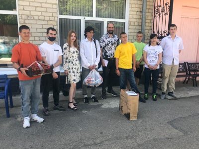 Оказание шефской помощи Детскому дому № 9 г. Ставрополя ко Дню защиты детей