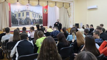 Встреча студентов Ставропольского института кооперации с Отцом Владимиром, проректором по воспитательной работе Ставропольской духовной семинарии
