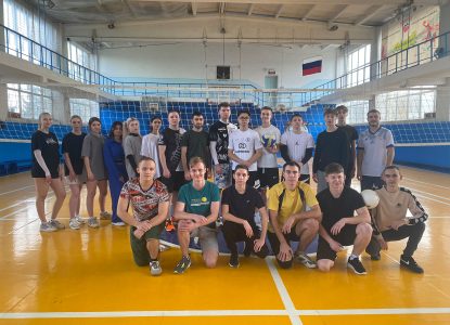 В Ставропольском институте кооперации определили победителей ежегодных соревнований по волейболу среди команд вуза