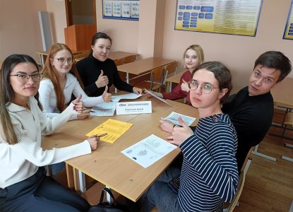 Бакалавры финансово-экономического факультета провели информационные уроки для обучающихся колледжа