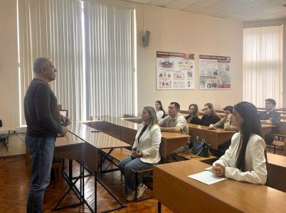 На кафедре гражданско-правовых дисциплин состоялось заседание научного студенческого кружка