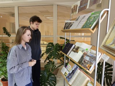 В библиотечно-информационном центре института открылась выставка, посвященная Ивану Алексеевичу Бунину