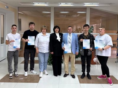 Яркое послесловие: по итогам межвузовской квест-игры по маркетингу студенты финансово-экономического факультета получили диплом и сертификаты