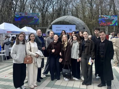 Ярмарка трудоустройства: студенты института готовятся к будущей карьере
