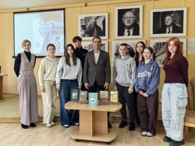 Студенты факультета среднего профессионального образования стали участниками встречи со ставропольским писателем Валерием Бродовским