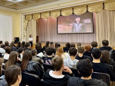 Уберечь от опасной беспечности: в Ставропольском институте кооперации состоялась встреча по профилактике дорожно-транспортного травматизма